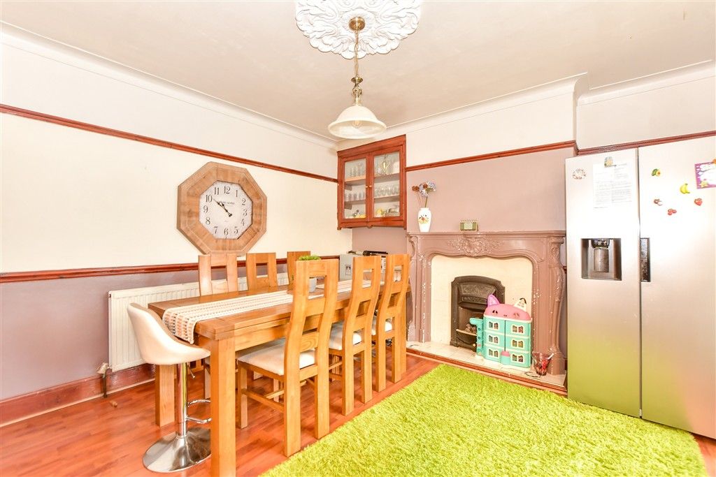 Property photo 3 of 13 Dining Area