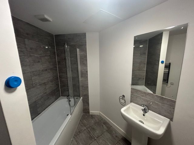 Property photo 3 of 4 Bathroom