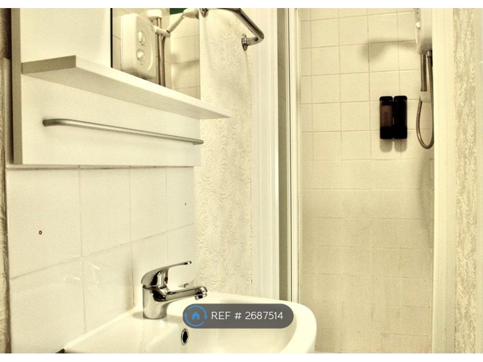 Property photo 2 of 3