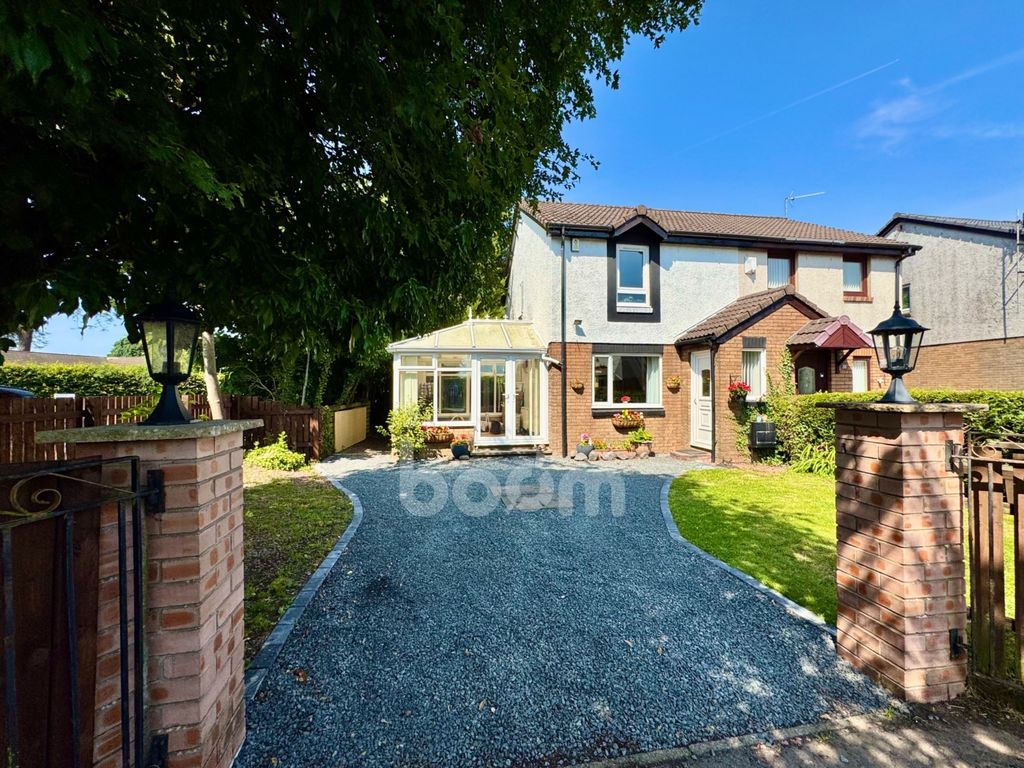 Property photo 1 of 25 Denholm Way, Beith Front Gate