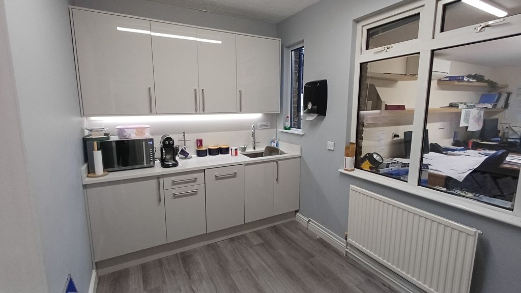 Property photo 3 of 8 Photo 3