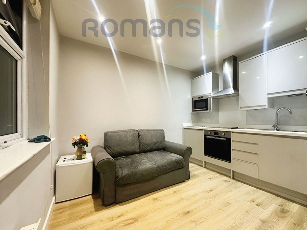 Property photo 2 of 10 Picture No. 05