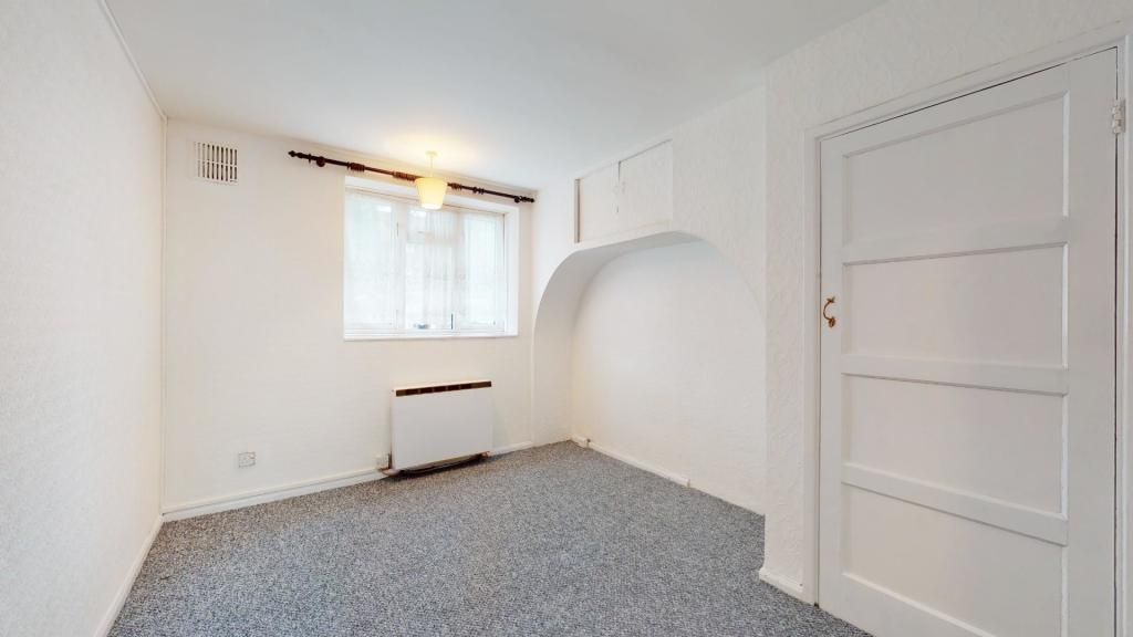 Property photo 2 of 6 178868_30910985_Img_05_0000.Jpeg