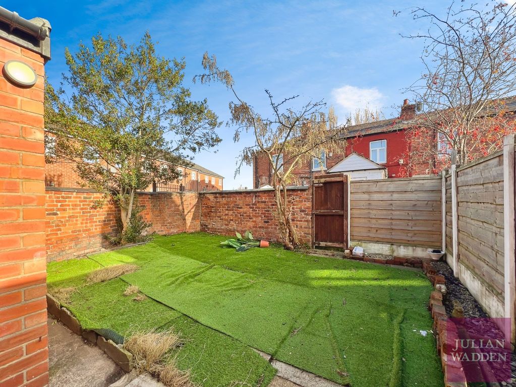 Property photo 2 of 12 Picture 2