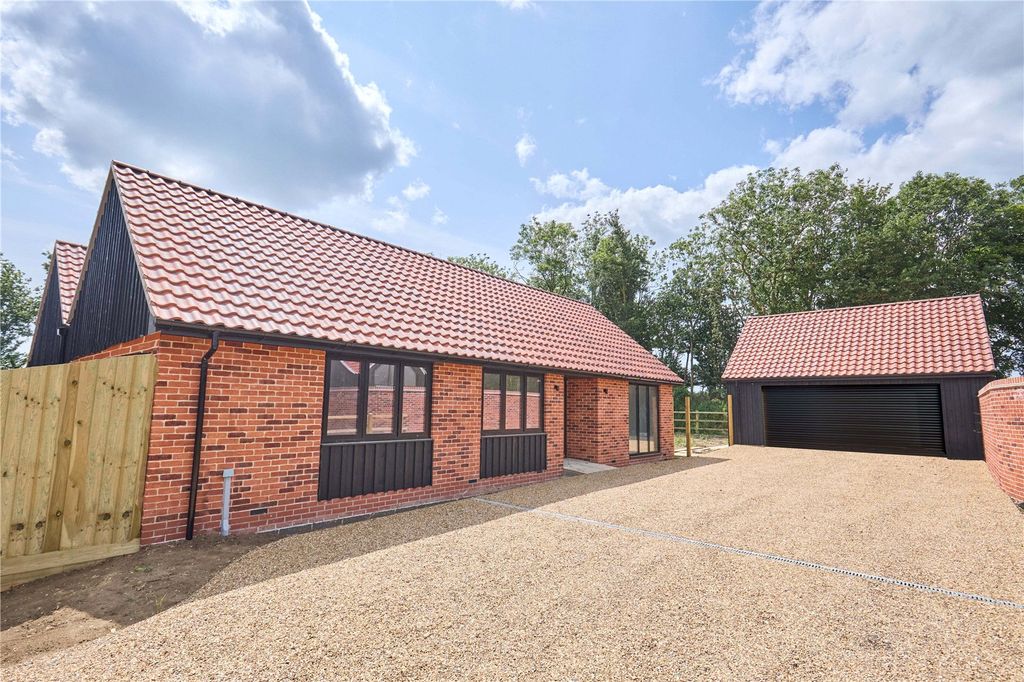Property photo 1 of 48 Picture No. 31