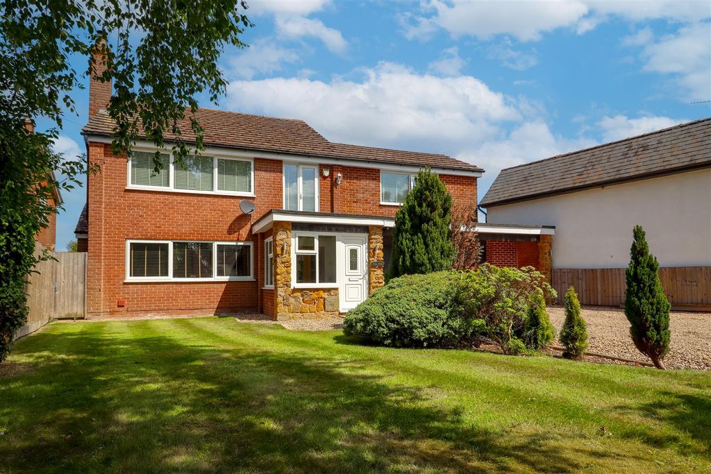 Property photo 1 of 30