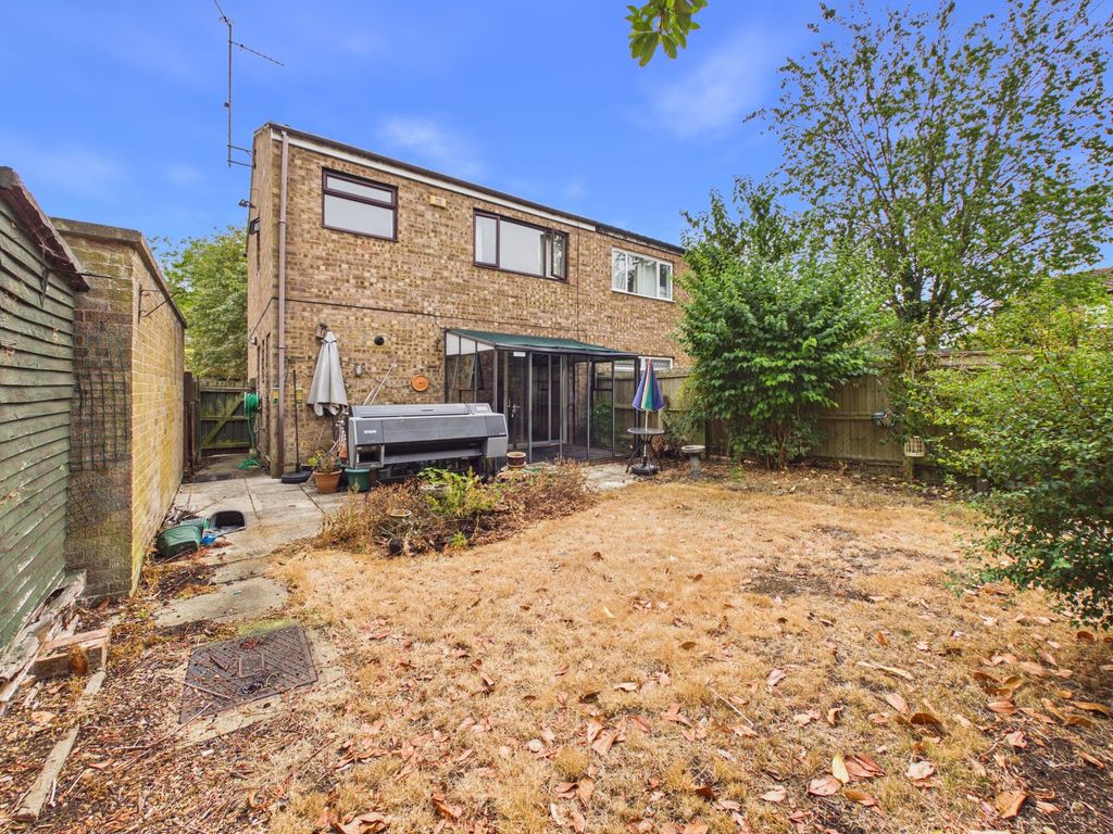 Property photo 2 of 9