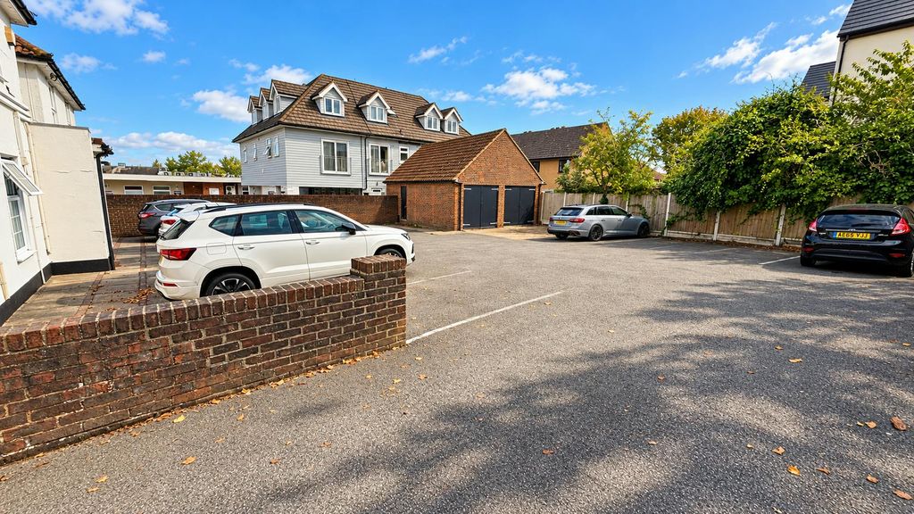 Property photo 3 of 6 Car Park
