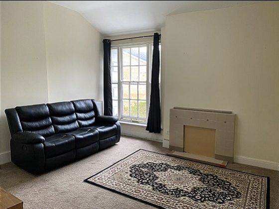 Property photo 2 of 11 Img_1876