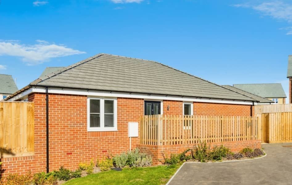 Property photo 1 of 7 Benson Grange Plot 9 - Image 1