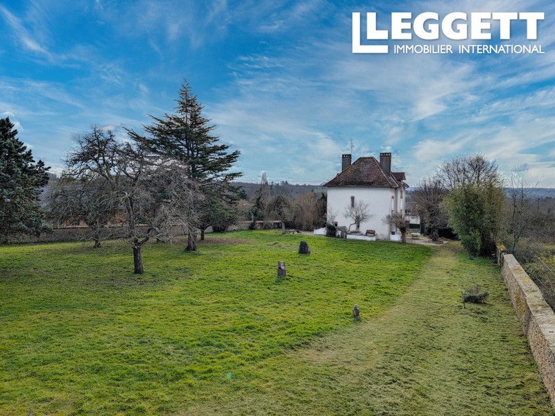 Property photo 2 of 10