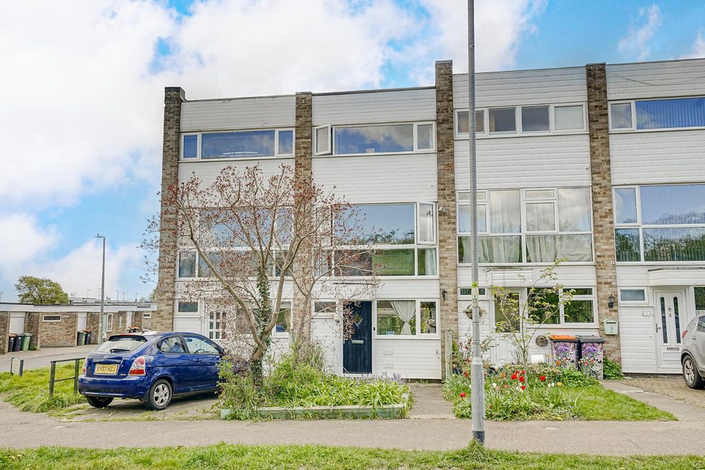 Property photo 1 of 22