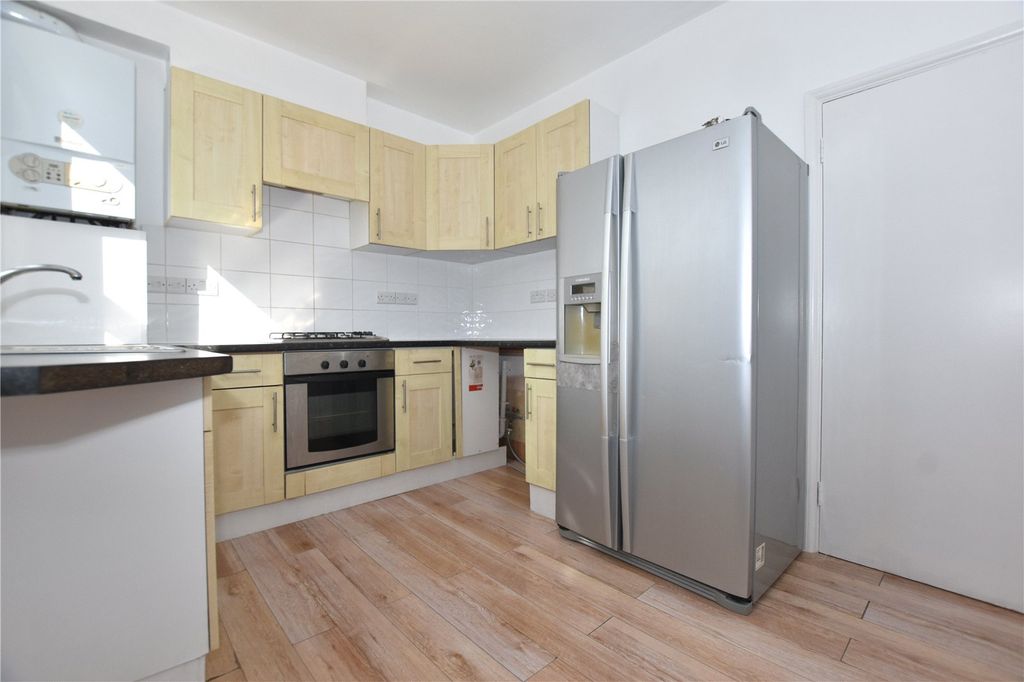 Property photo 2 of 9 Picture No. 06