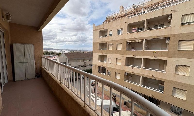 Property photo 1 of 27