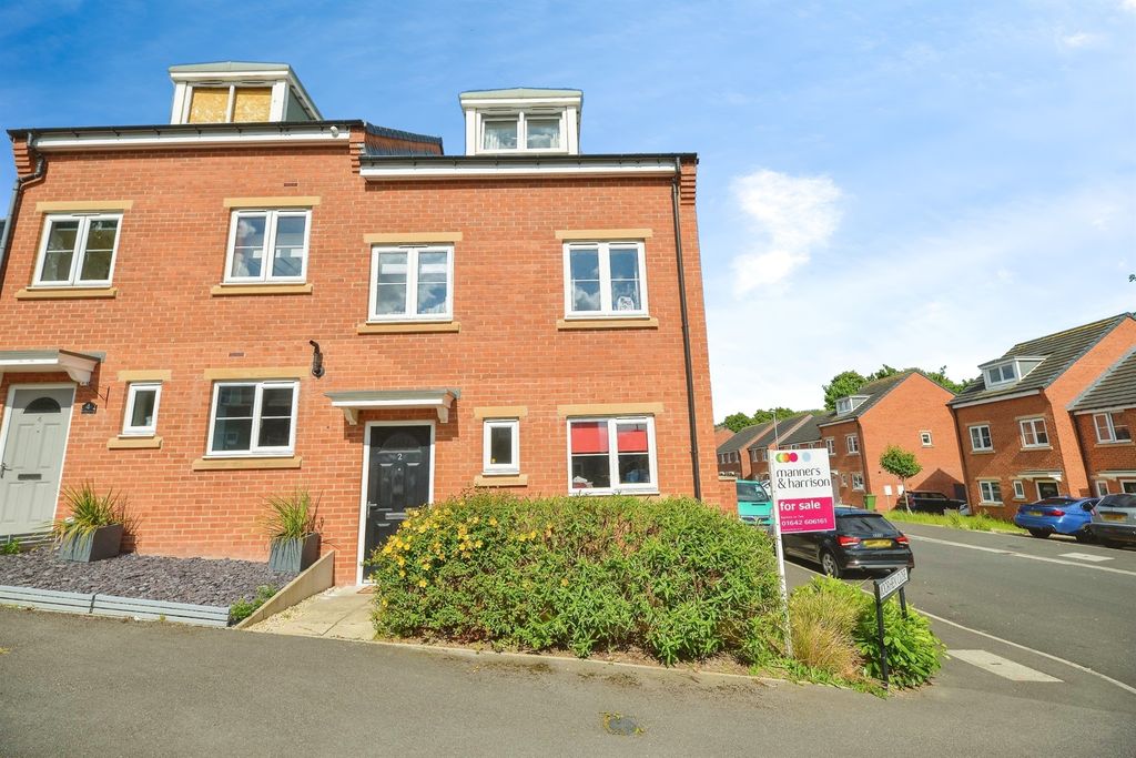 Property photo 1 of 17