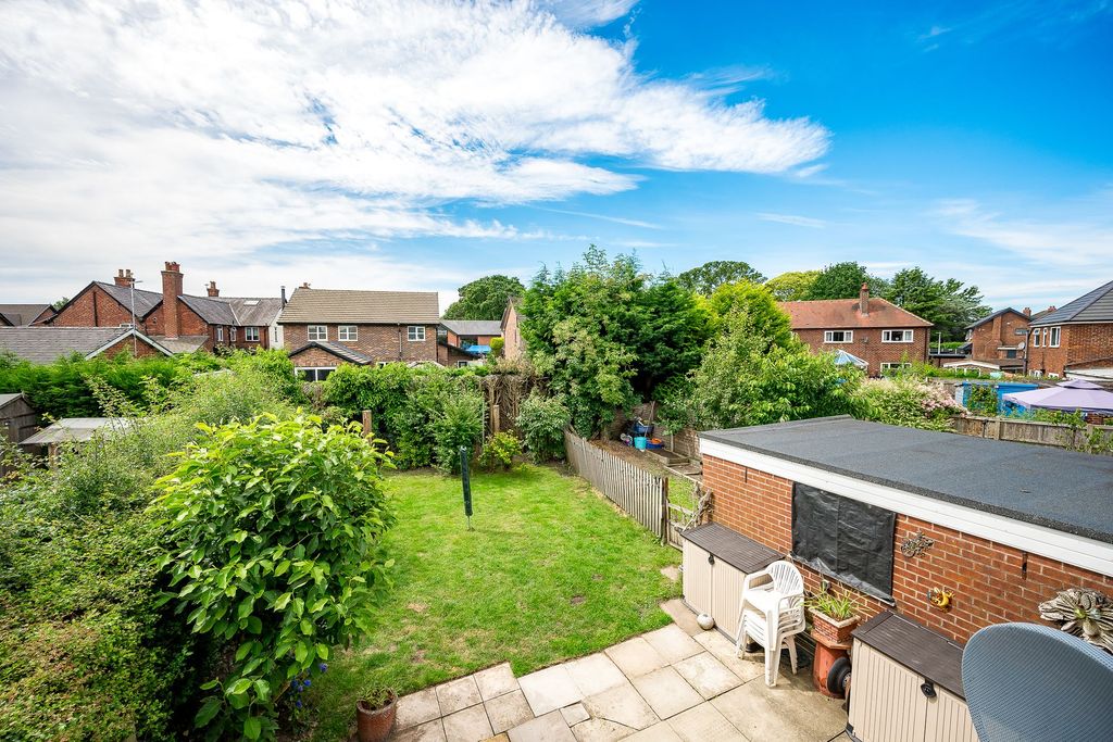 Property photo 2 of 13