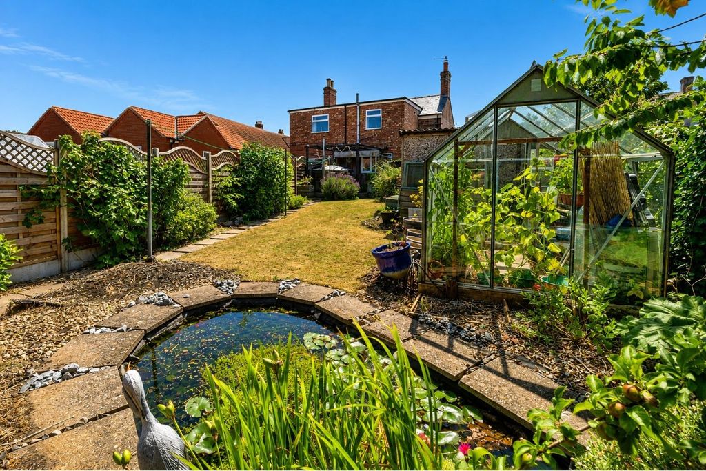Property photo 3 of 20 Rear Garden