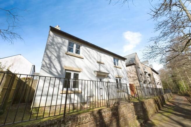 Property photo 1 of 8