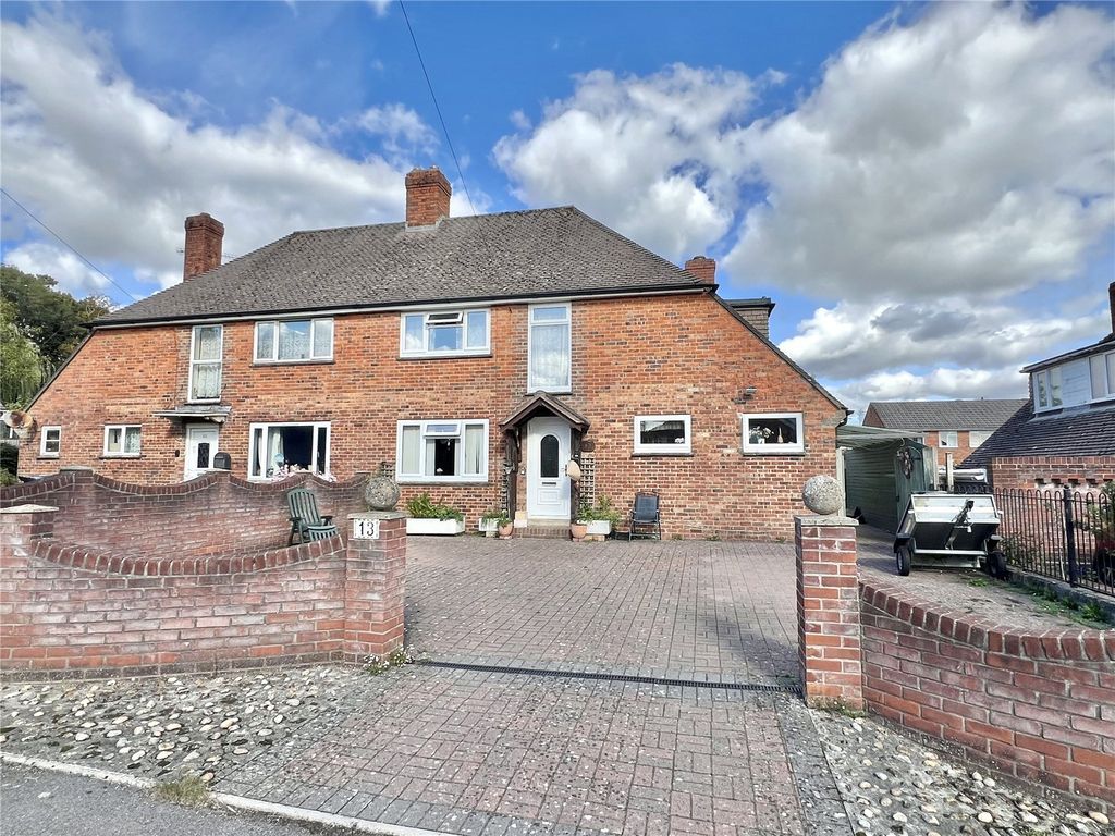 Property photo 1 of 17 Picture No. 01