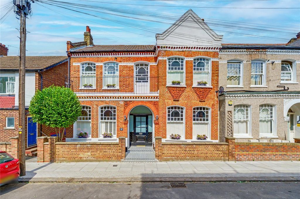 Property photo 1 of 16 Picture No. 08