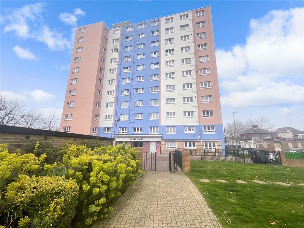 Property photo 2 of 6 Front