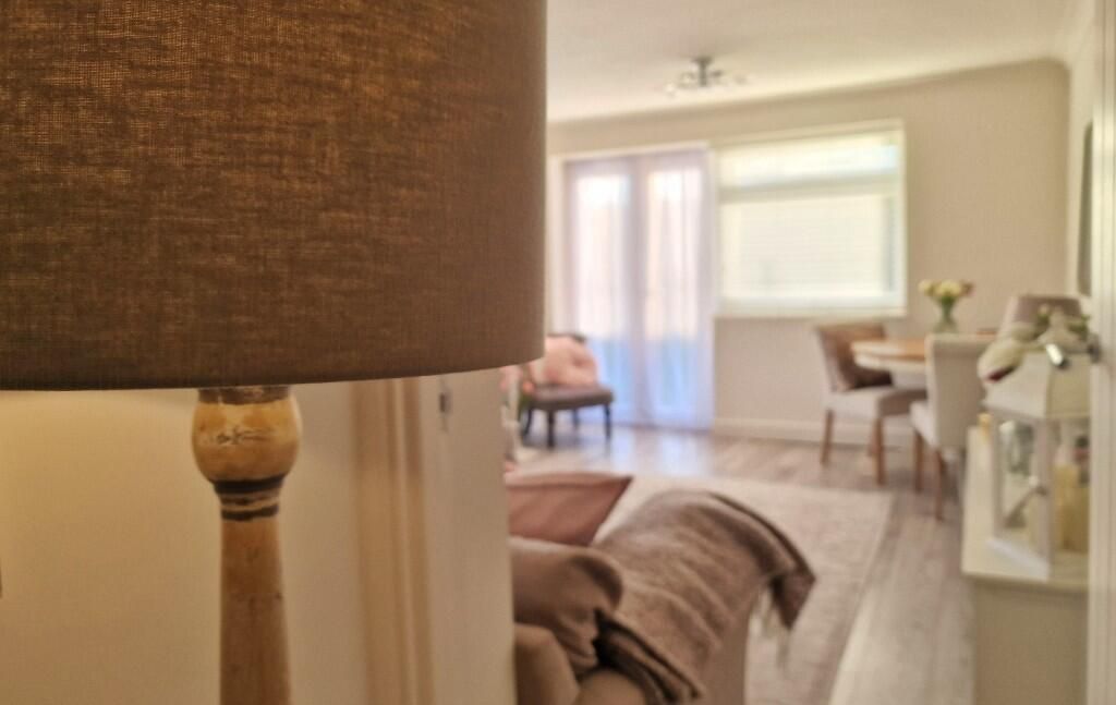 Property photo 2 of 10 212132_Burres0072_Img_01_0000.Jpeg