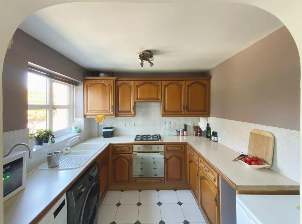 Property photo 3 of 35