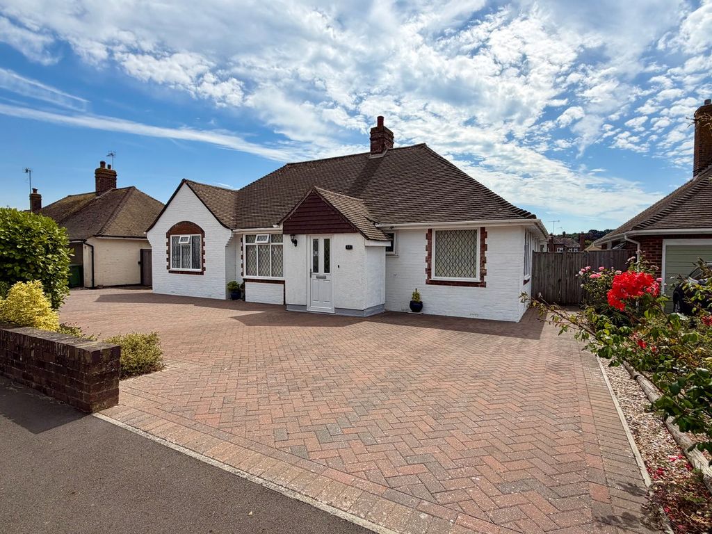 Property photo 1 of 27