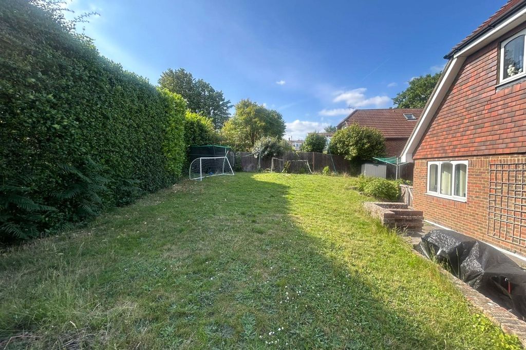 Property photo 3 of 16 Picture No. 24