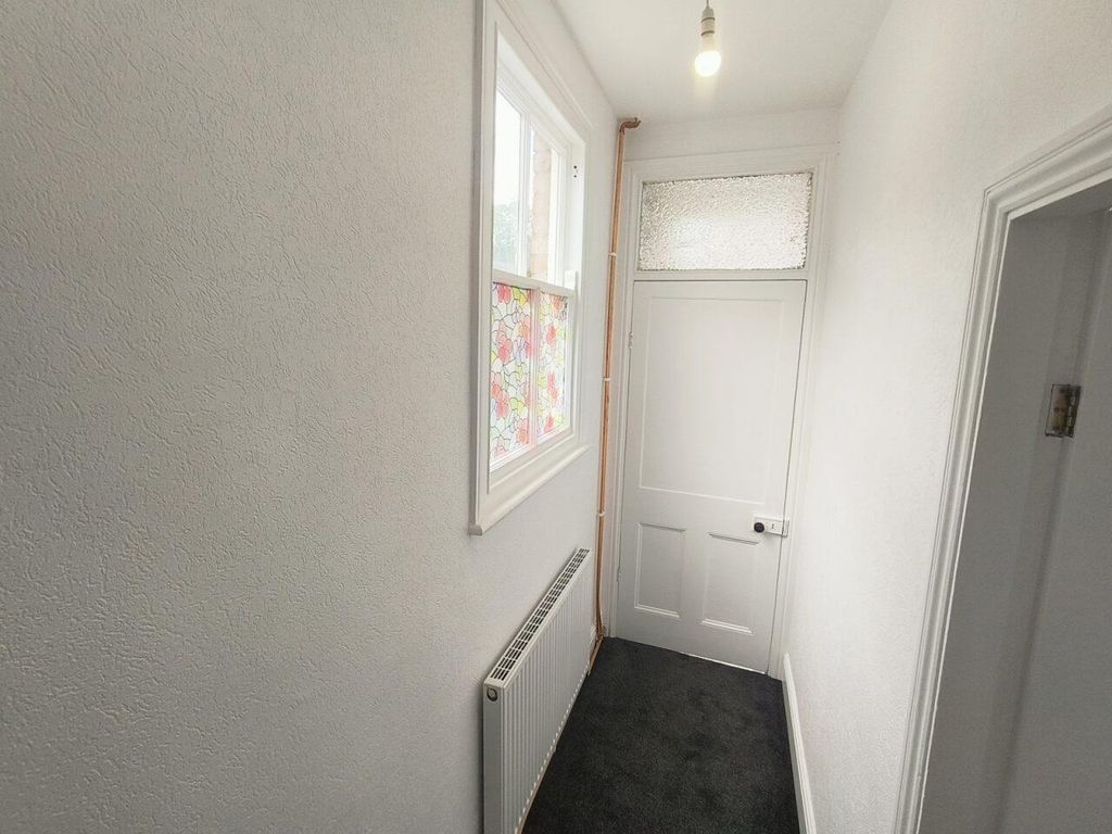 Property photo 2 of 19 Entrance.Jpg