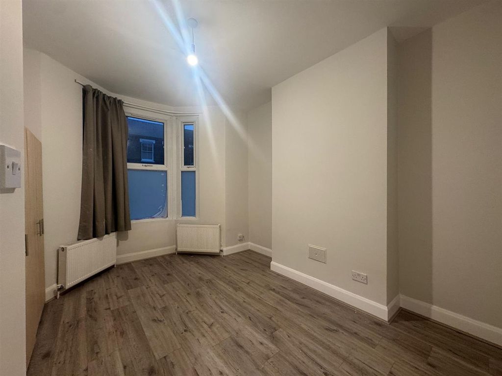 Property photo 3 of 8 Whatsapp Image 2026-02-18 At 17.23.07 (2).Jpeg