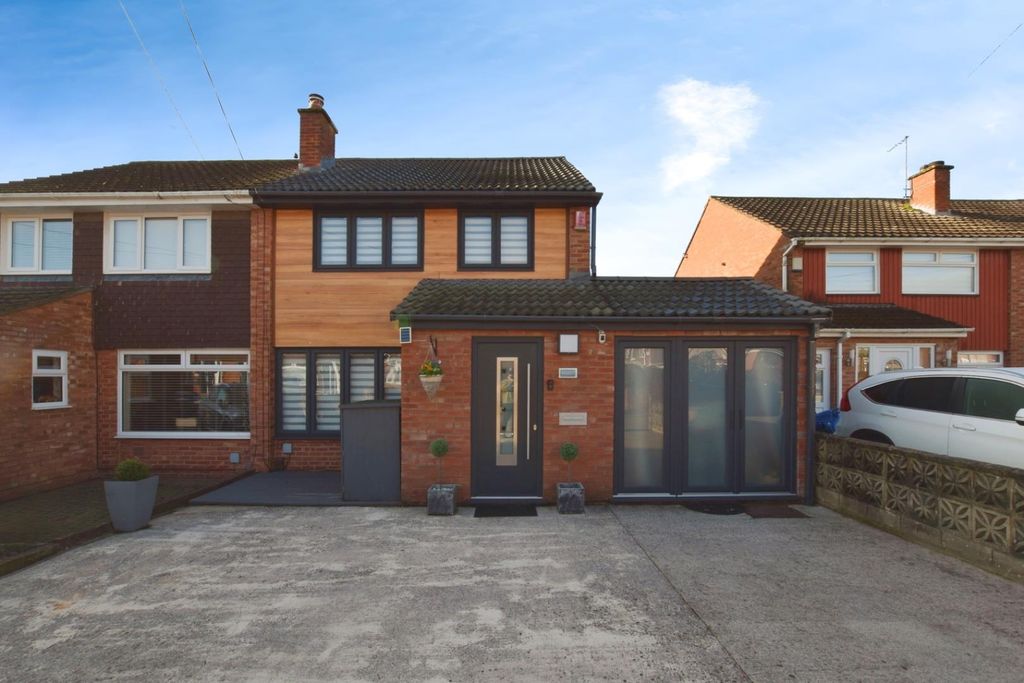 Property photo 1 of 23