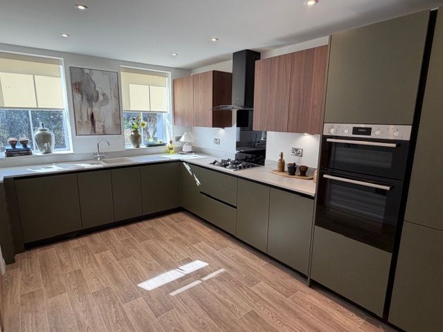 Property photo 3 of 24