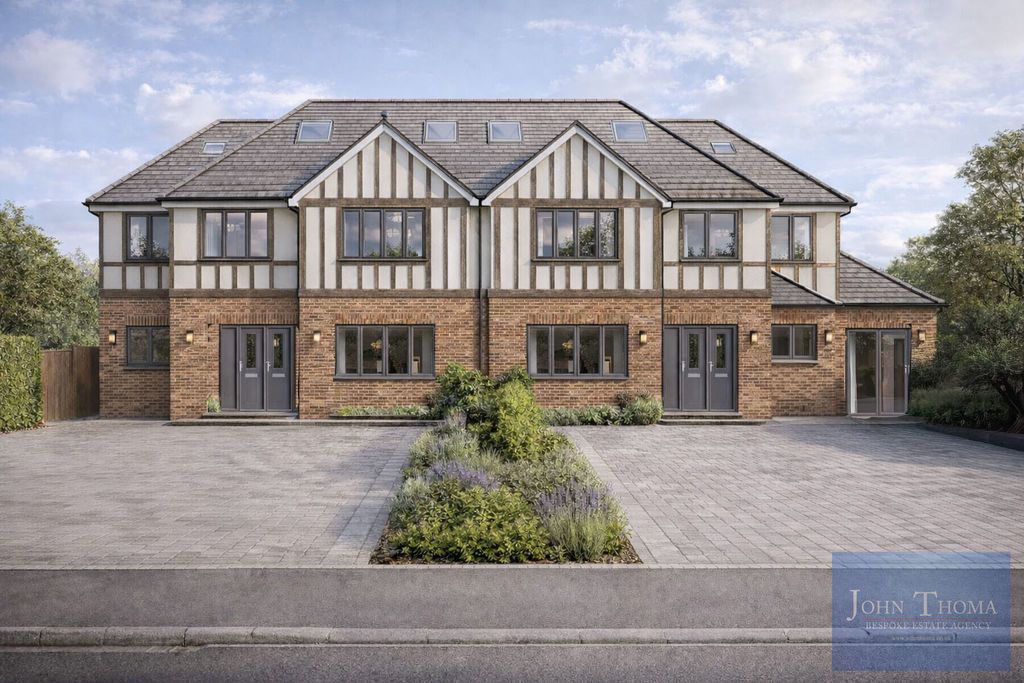 Property photo 1 of 11 Photo 11