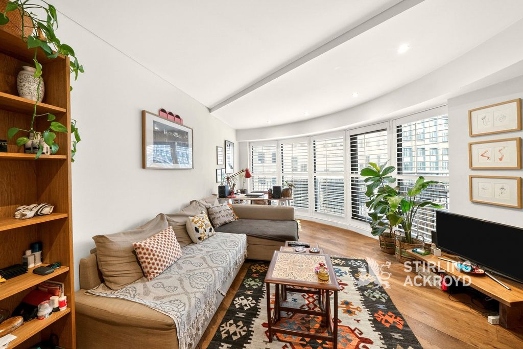 Property photo 1 of 22 Reception Room