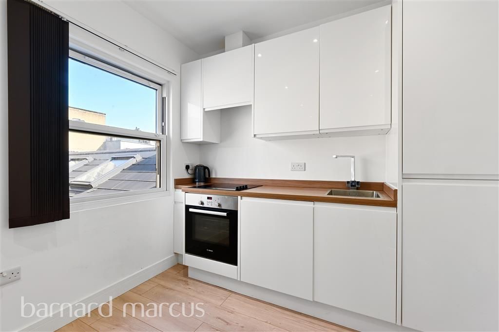 Property photo 2 of 8 Image