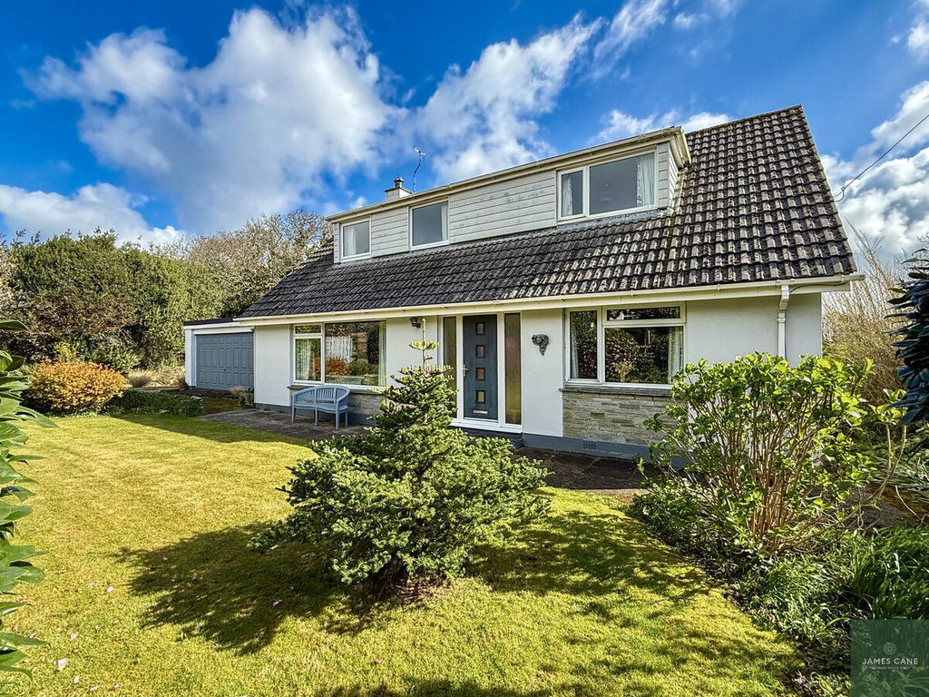 Property photo 1 of 21