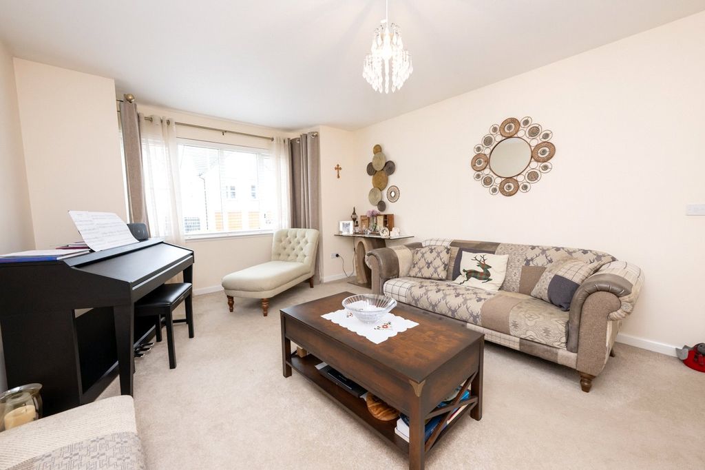 Property photo 2 of 28 Photo 2