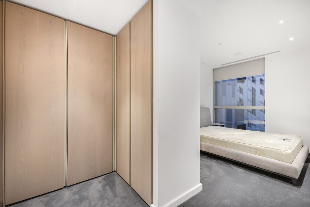 Property photo 3 of 18 Atlas Building