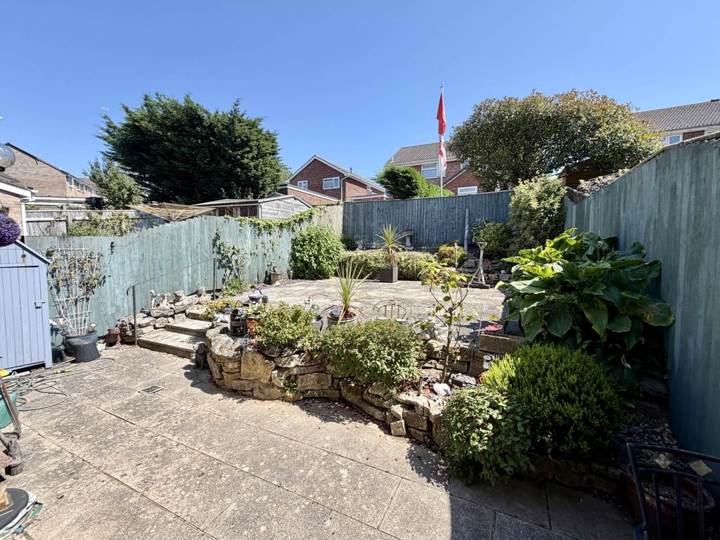 Property photo 3 of 16