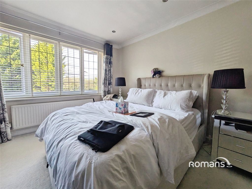 Property photo 1 of 3 Picture No. 02