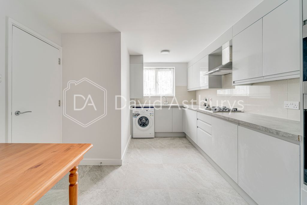 Property photo 2 of 13 Ndb06865_Enfused