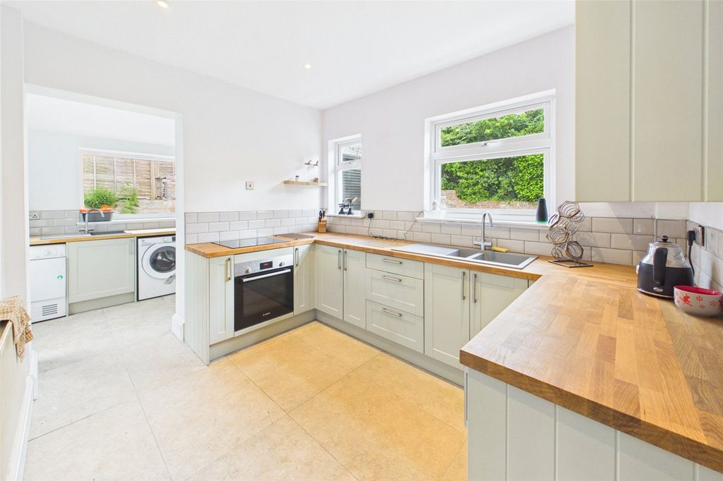 Property photo 2 of 18 Picture No. 06