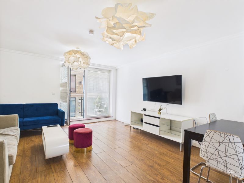 Property photo 1 of 9 Photo 11