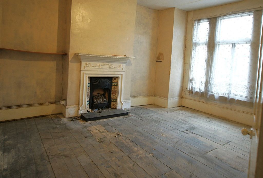 Property photo 2 of 9