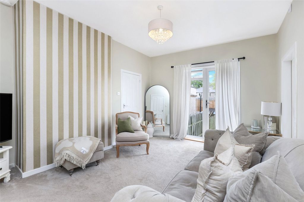 Additional image 10 of 3 bed flat for saleKingsheath Avenue, Rutherglen, Lanarkshire G73