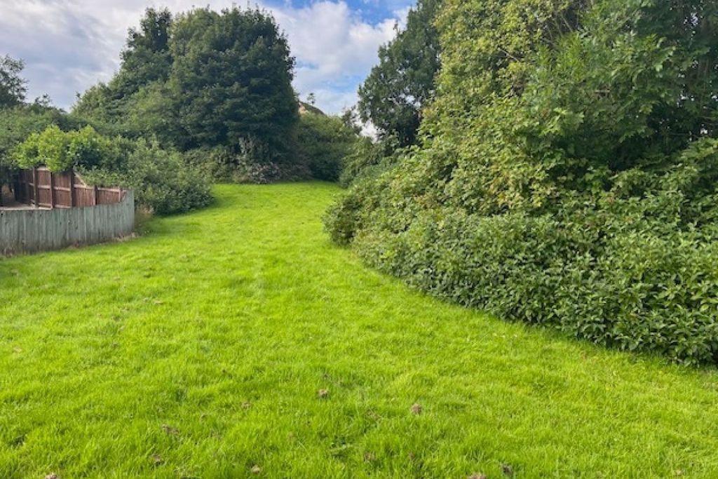 Property photo 2 of 3