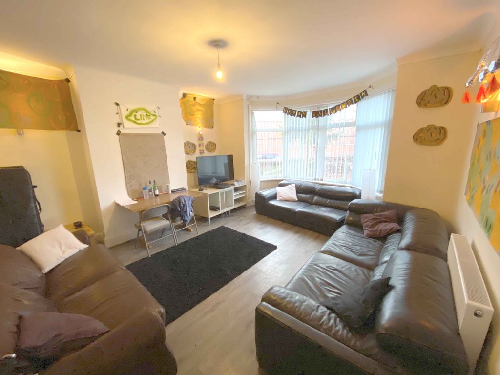 Property photo 1 of 13 Photo