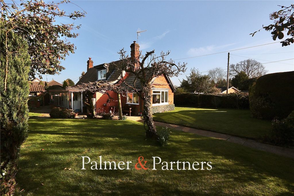 Property photo 2 of 36 Picture No. 05