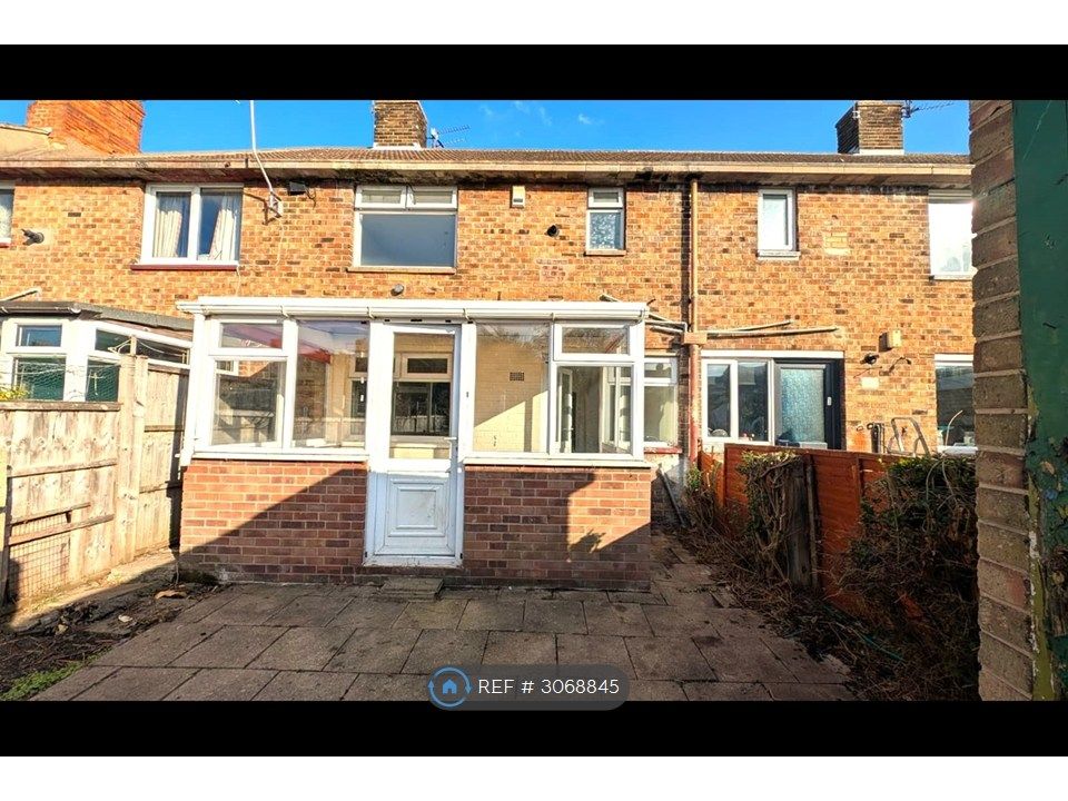 Property photo 2 of 26
